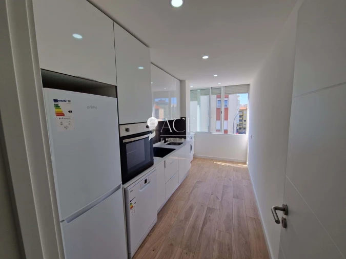 Apartamento T2 para Venda em Falagueira-Venda Nova Foto 5