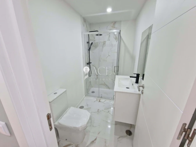 Apartamento T2 para Venda em Falagueira-Venda Nova Foto 12