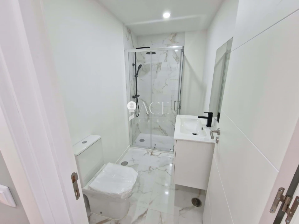 Apartamento T2 para Venda em Falagueira-Venda Nova Foto 12