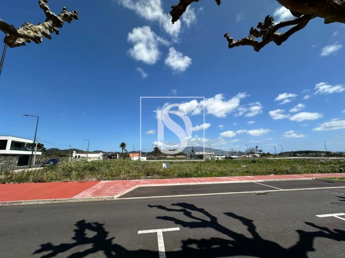 Moradia T3 para Venda em Rosto do Cão (São Roque) Foto 3