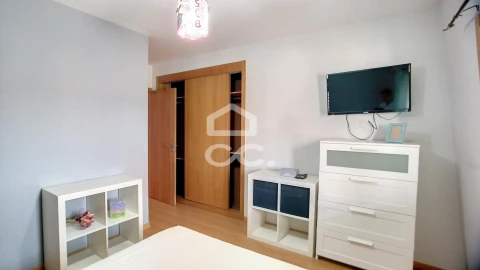 Apartamento T4 para Arrendamento em Santa Maria Maior
