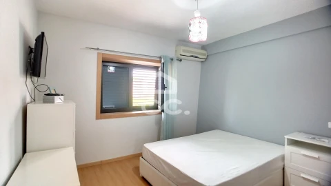 Apartamento T4 para Arrendamento em Santa Maria Maior