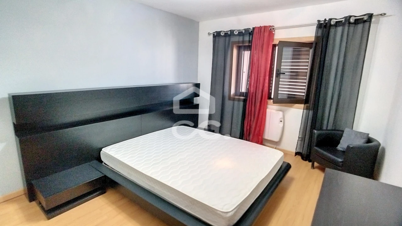Apartamento T4 para Arrendamento em Santa Maria Maior Foto 13