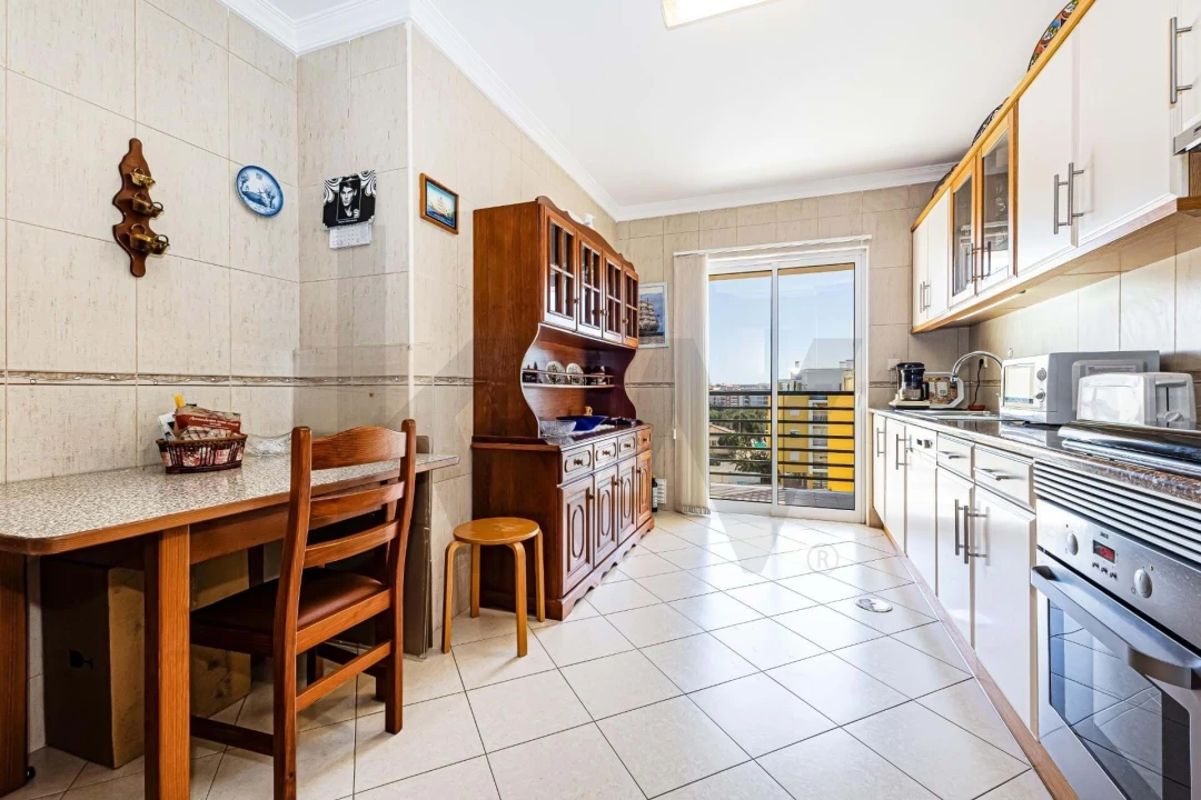 Apartamento T2 para Venda em Silves Foto 3