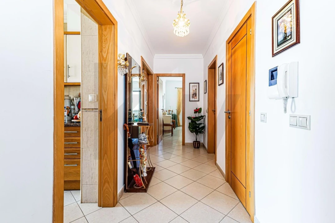 Apartamento T2 para Venda em Silves Foto 2