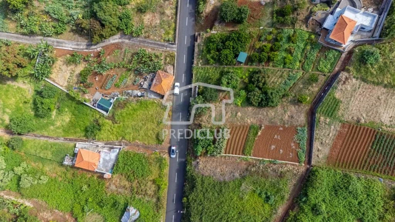 Terreno para Venda em Faial Foto 2