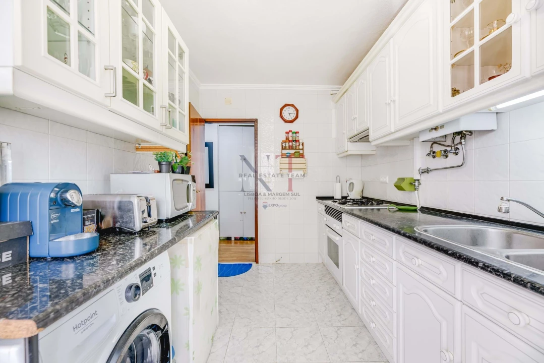 Apartamento T3 para Venda em Almada, Cova da Piedade, Pragal e Cacilhas Foto 13