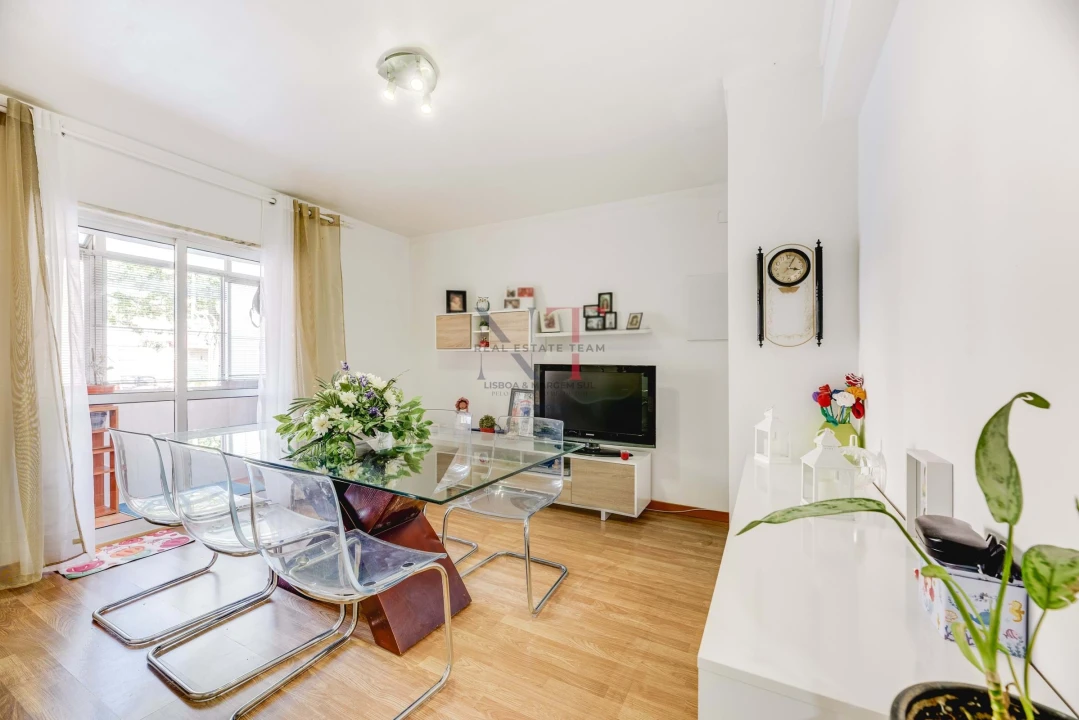 Apartamento T3 para Venda em Almada, Cova da Piedade, Pragal e Cacilhas Foto 5