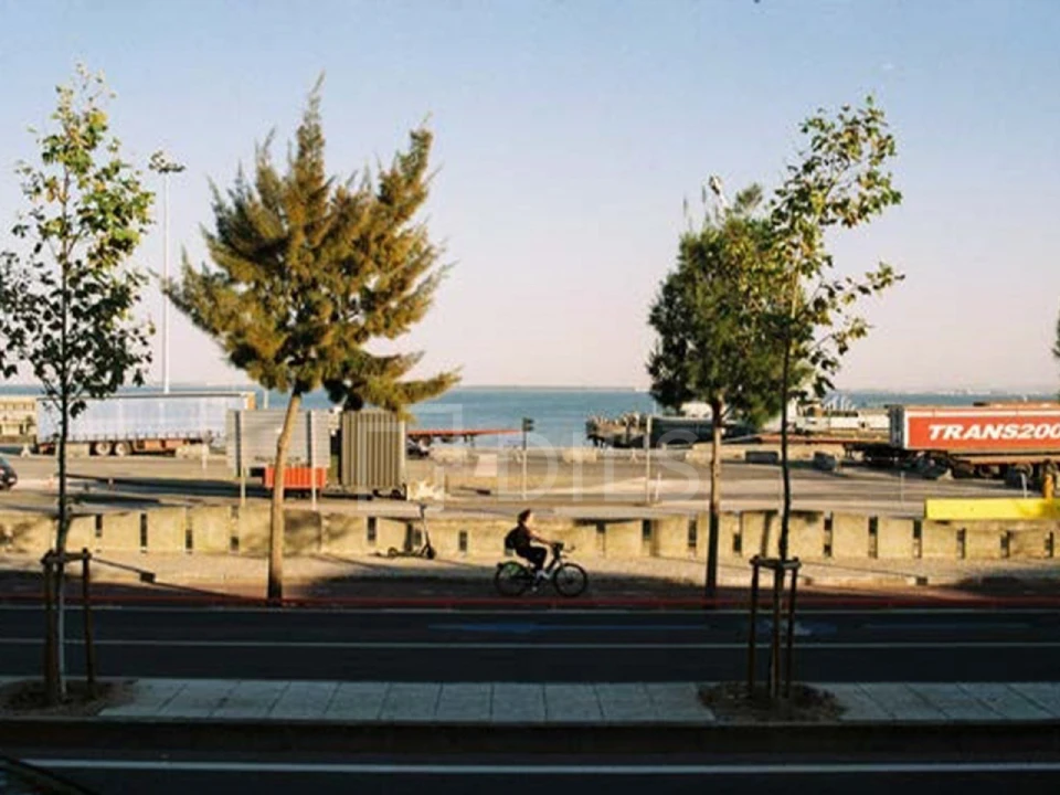 Moradia T3 para Venda em Marvila Foto 10