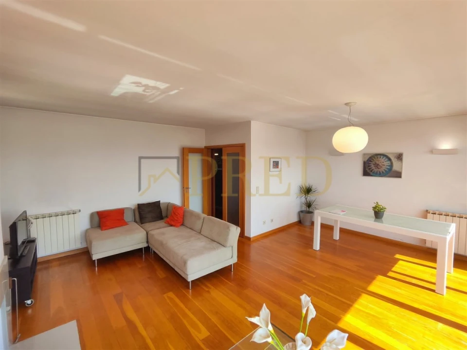 Apartamento T3 para Arrendamento em Matosinhos e Leça da Palmeira Foto 1