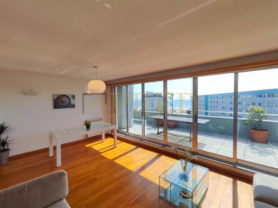 Apartamento T3 para Arrendamento em Matosinhos e Leça da Palmeira Foto 2