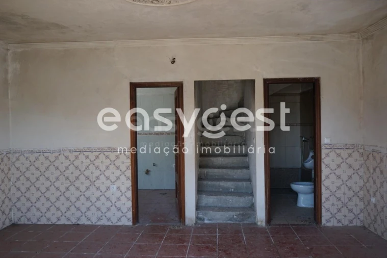 Moradia T2 para Venda em Escalhão Foto 16