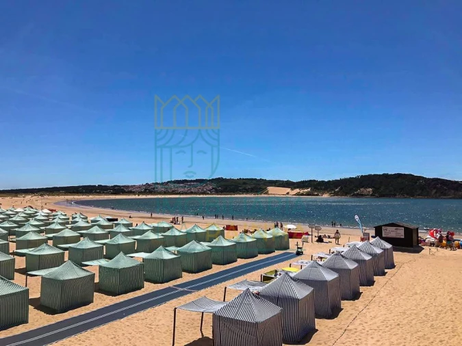 Apartamento T4 para Venda em São Martinho do Porto Foto 23