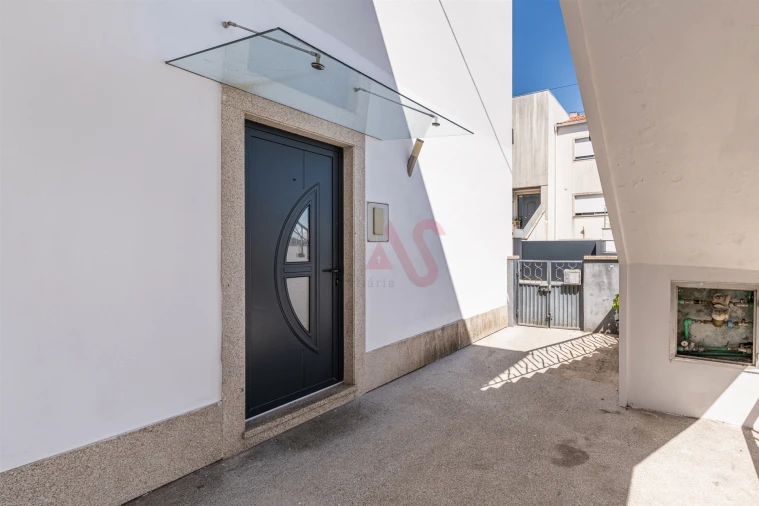 Moradia T2 para Venda em Ferreiros e Gondizalves Foto 13