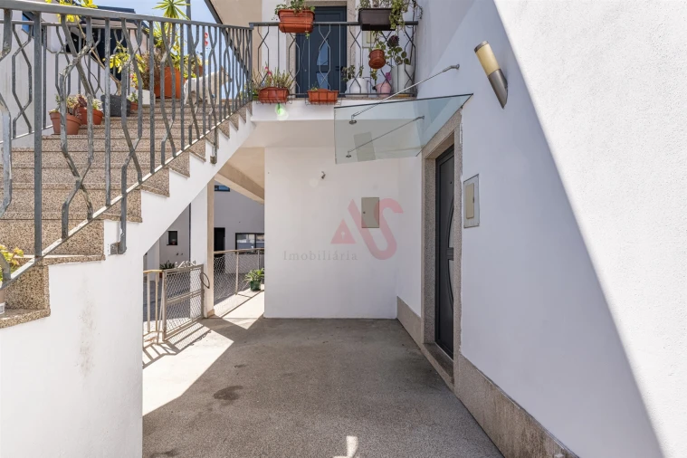 Moradia T2 para Venda em Ferreiros e Gondizalves Foto 14