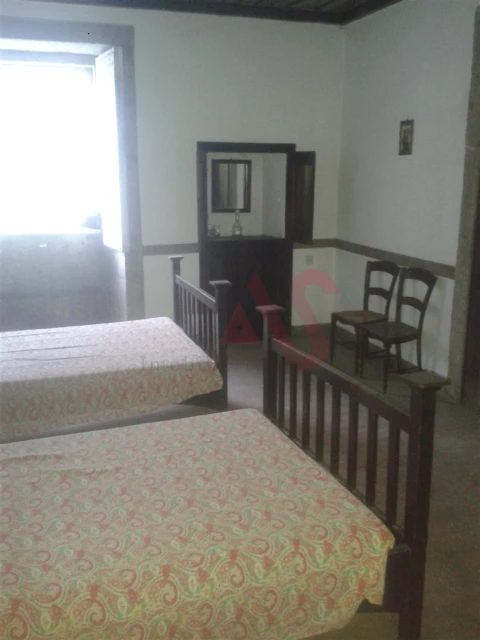 Quinta T9 para Venda em Roriz