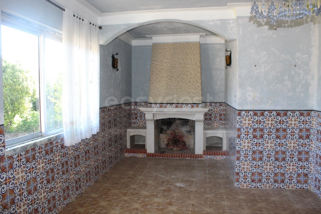 Moradia T5 para Venda em Beco Foto 2