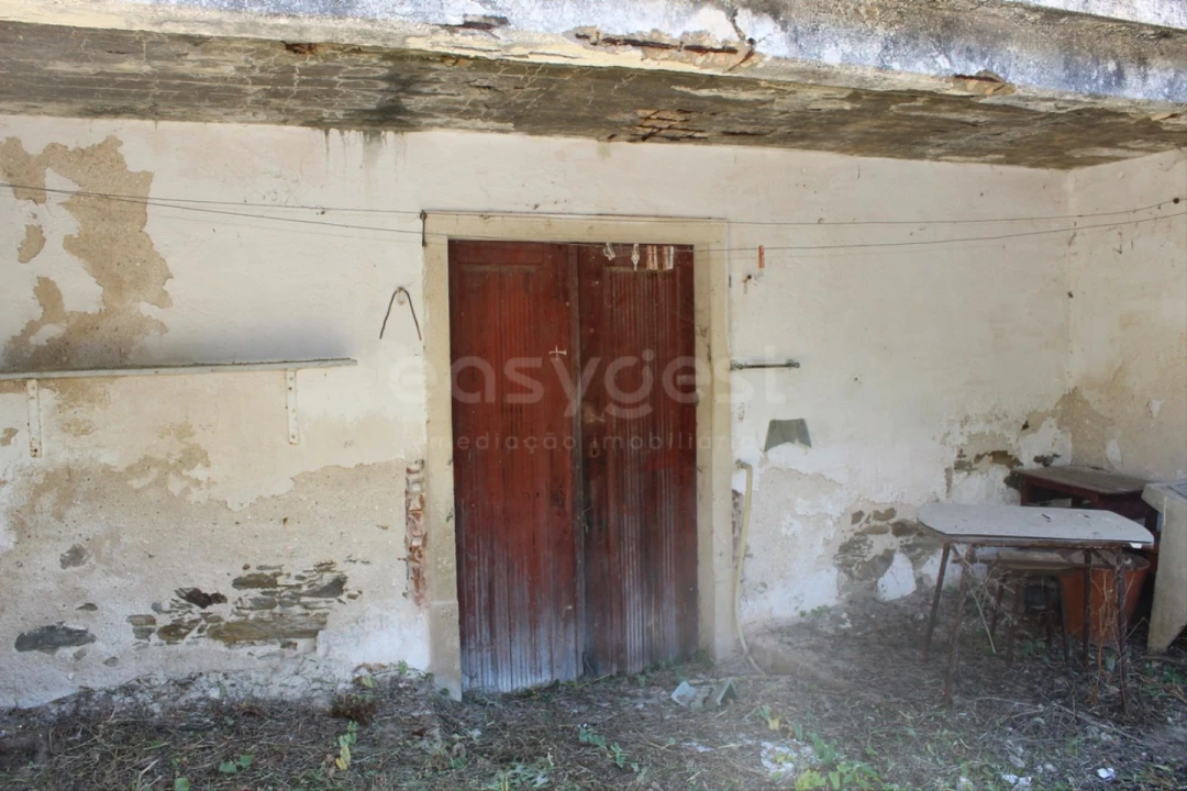 Moradia T5 para Venda em Beco Foto 18