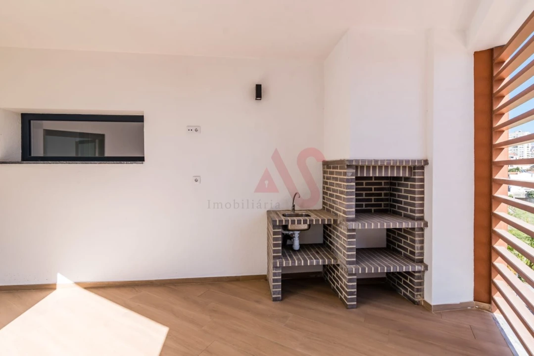 Apartamento T3 para Venda em Odivelas Foto 23