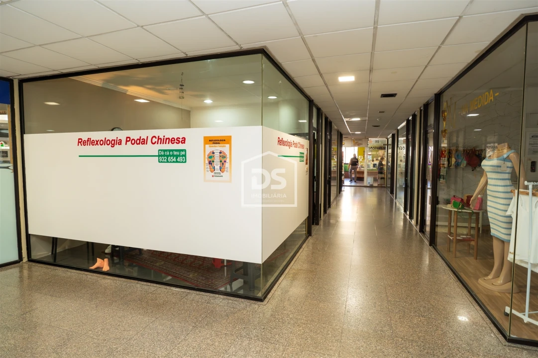 Loja para Trespasse em Leiria, Pousos, Barreira e Cortes Foto 5