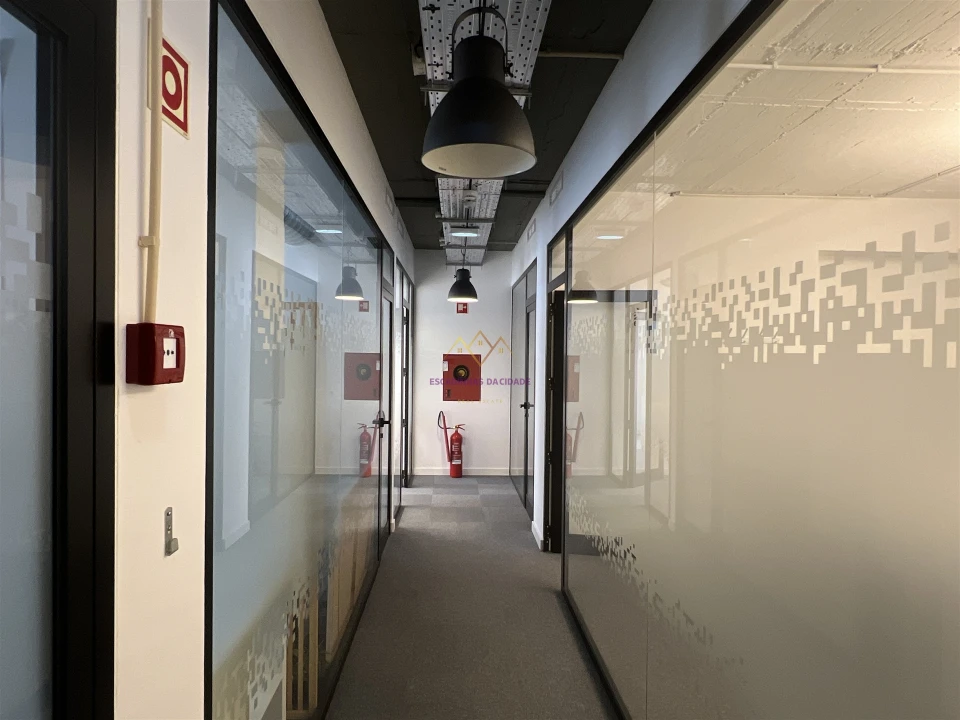 Escritório para Arrendamento em União das Freguesias de Setúbal Foto 5