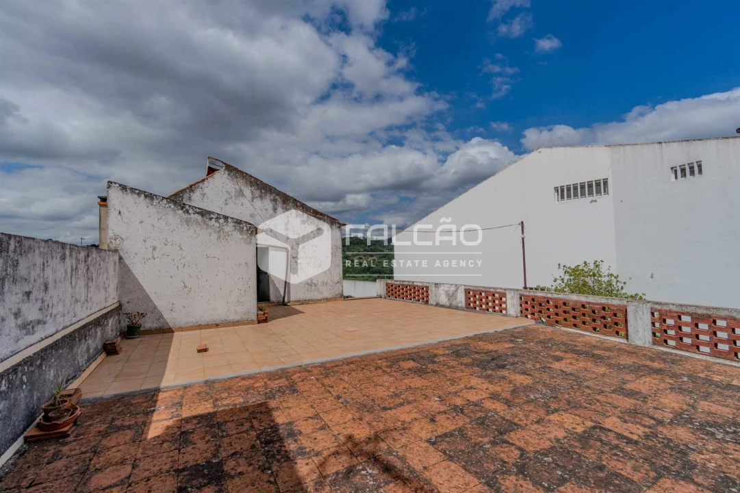 Moradia T9 para Venda em Pernes Foto 15