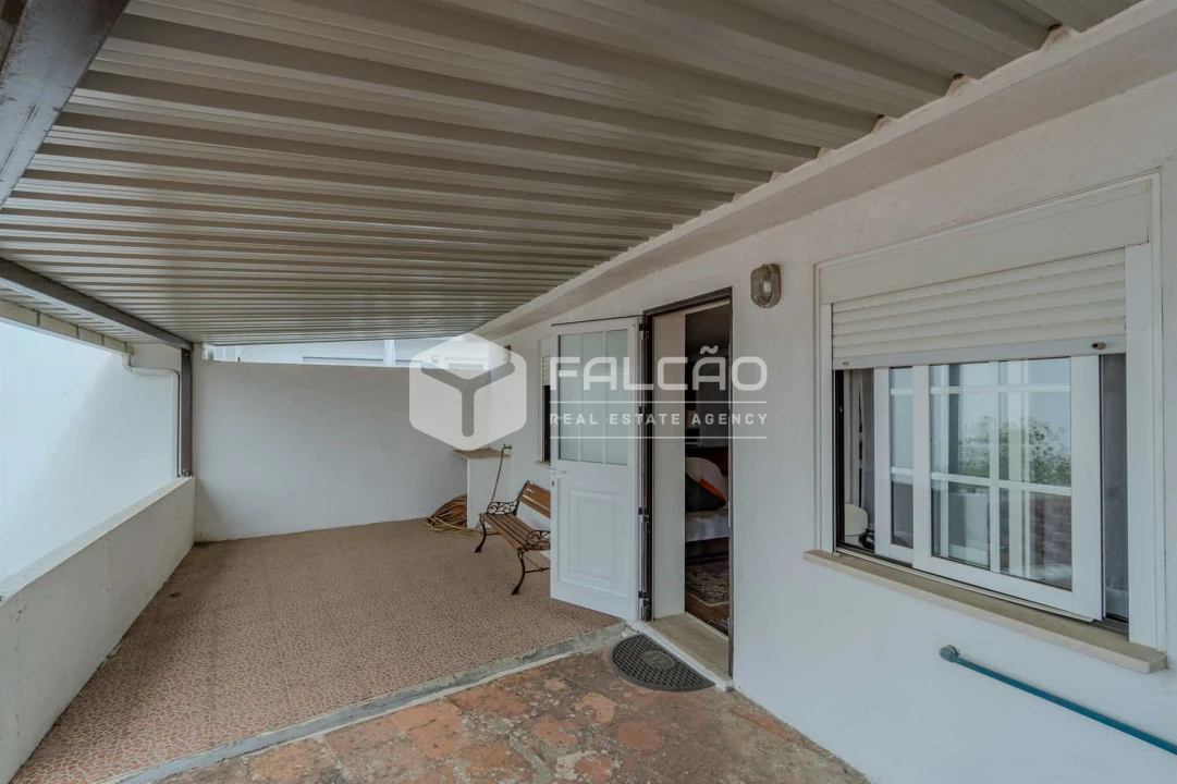 Moradia T9 para Venda em Pernes Foto 14