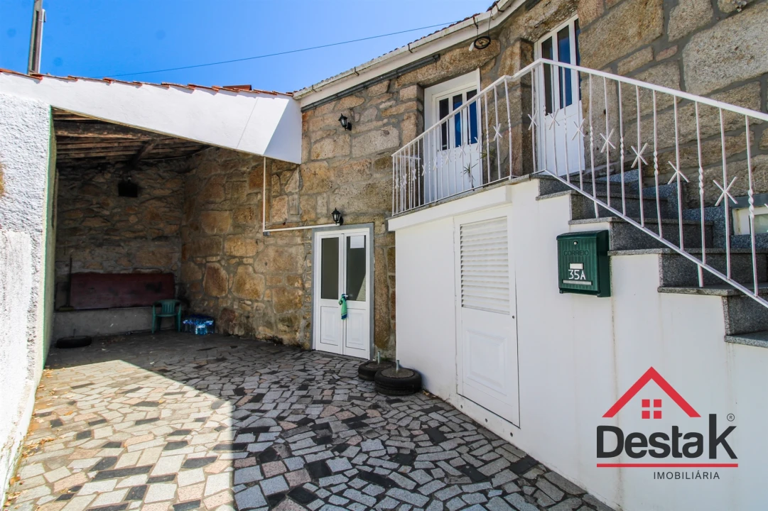 Moradia T3 para Venda em São João da Serra Foto 5