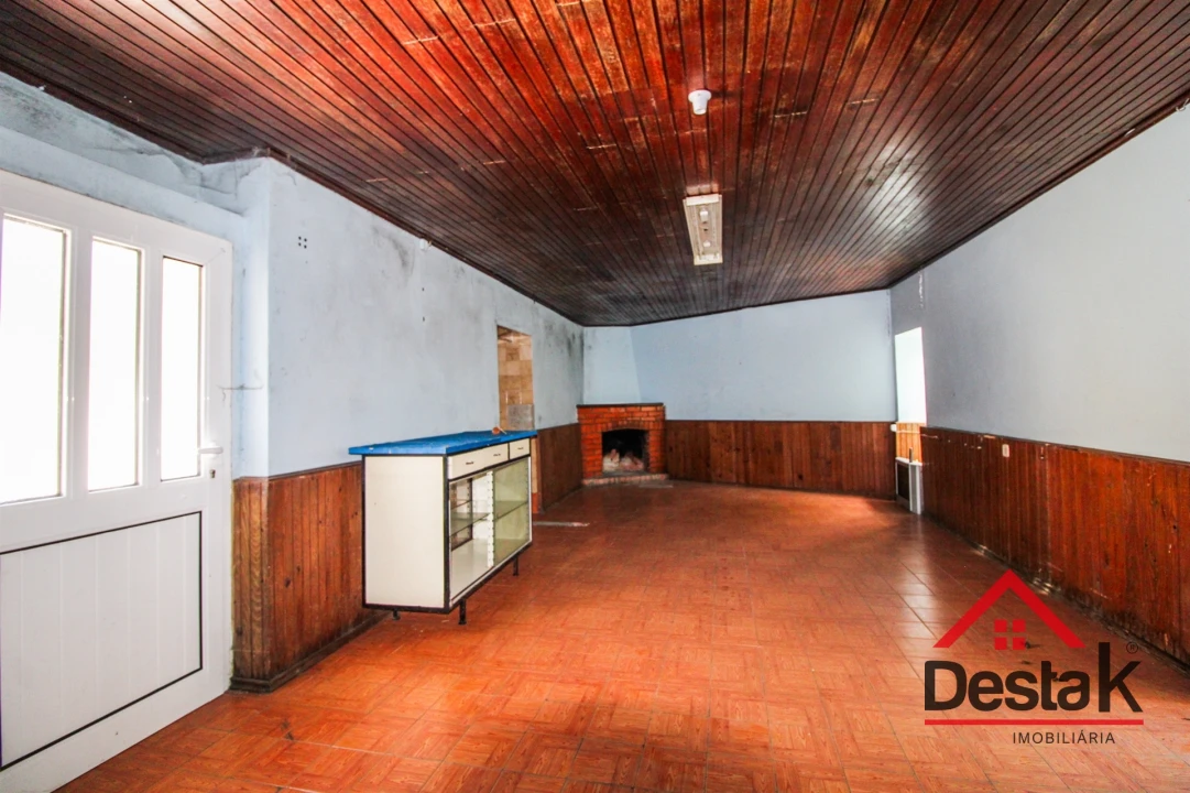 Moradia T3 para Venda em São João da Serra Foto 29