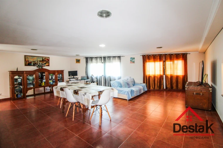 Moradia T3 para Venda em São João da Serra Foto 9