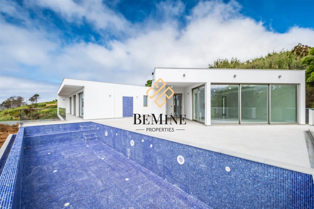 Moradia T3 para Venda em Fajã da Ovelha Foto 1