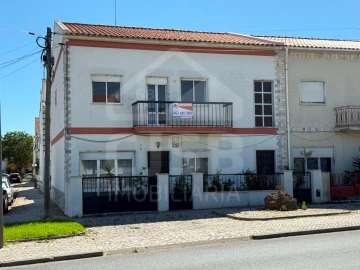 Moradia T5 para Venda em Benavente