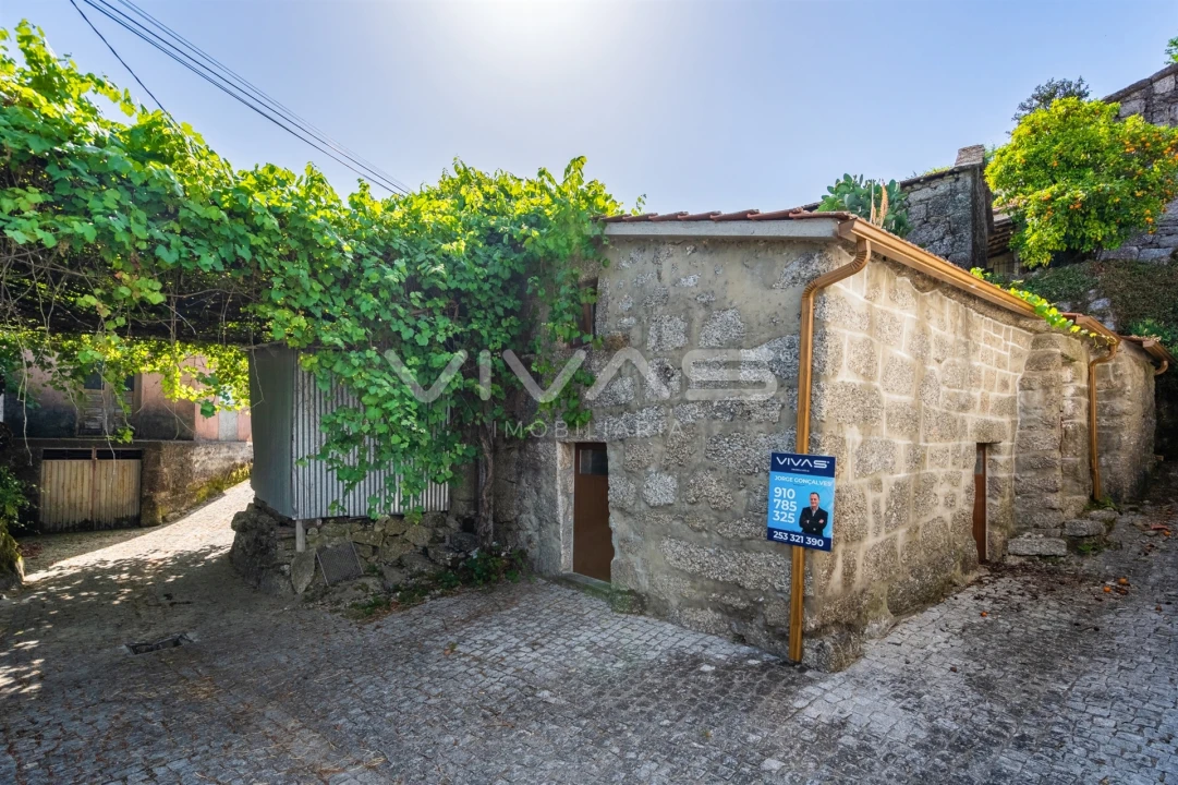 Moradia T0 para Venda em Cibões e Brufe Foto 1