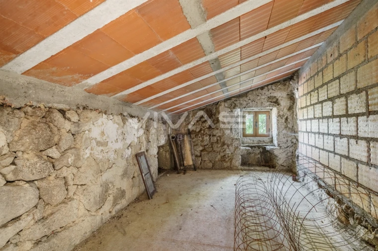 Moradia T0 para Venda em Cibões e Brufe Foto 8