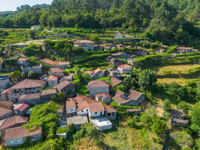 Moradia T0 para Venda em Cibões e Brufe Foto 2