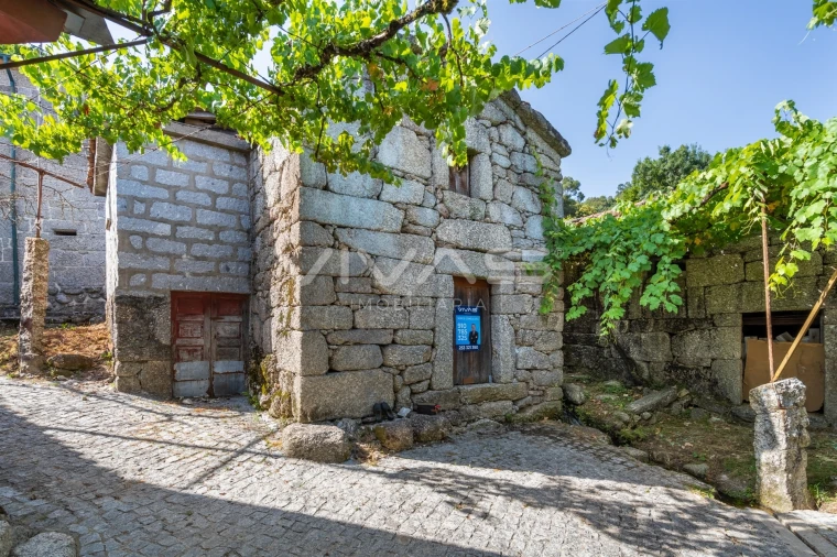 Moradia T0 para Venda em Cibões e Brufe Foto 4