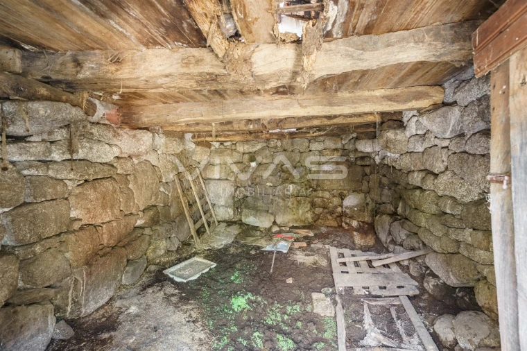 Moradia T0 para Venda em Cibões e Brufe Foto 6