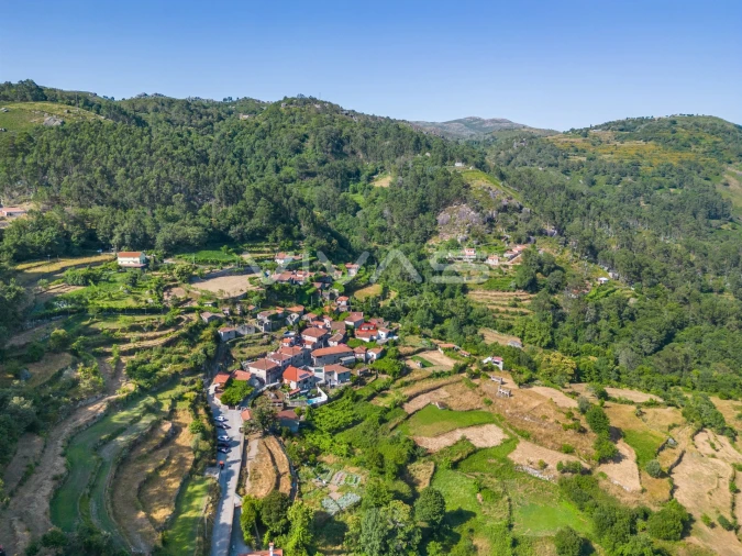 Moradia T0 para Venda em Cibões e Brufe Foto 16