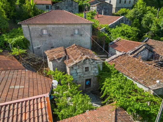 Moradia T0 para Venda em Cibões e Brufe Foto 12