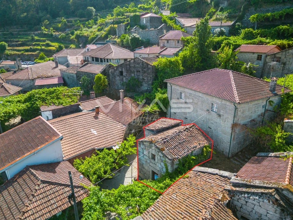 Moradia T0 para Venda em Cibões e Brufe Foto 3