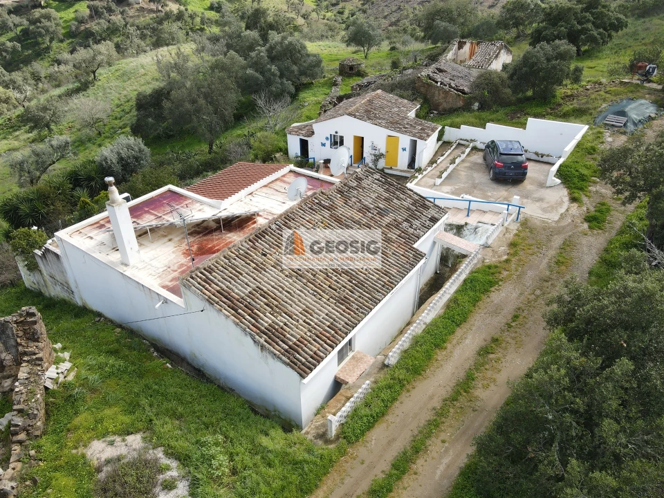 Moradia T2 para Venda em São Barnabe Foto 7