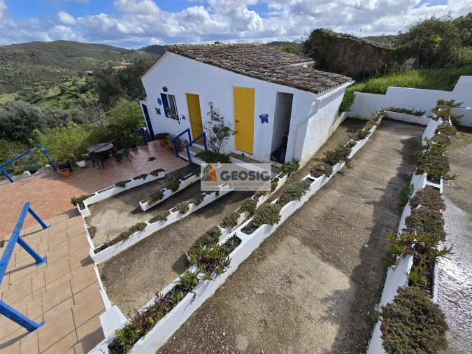 Moradia T2 para Venda em São Barnabe Foto 28