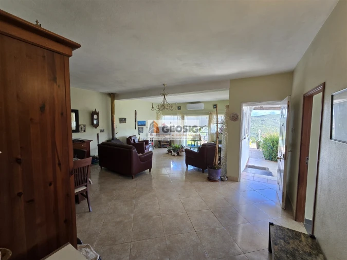 Moradia T2 para Venda em São Barnabe Foto 12