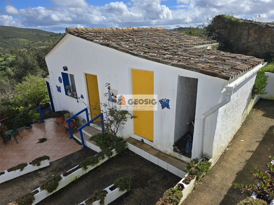 Moradia T2 para Venda em São Barnabe Foto 31