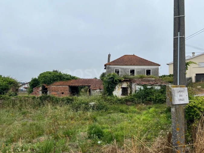 Terreno para Venda em Calvaria de Cima Foto 1
