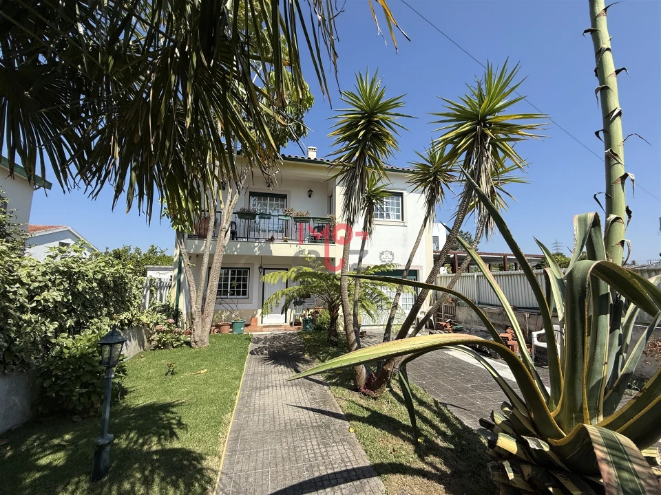 Moradia T5 para Venda em Gaeiras Foto 2