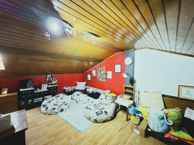 Moradia T5 para Venda em Gaeiras Foto 29