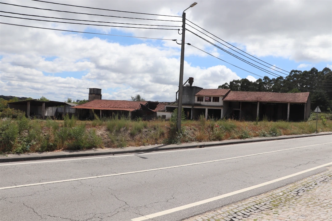 Armazém para Venda em Lustosa e Barrosas (Santo Estêvão) Foto 2