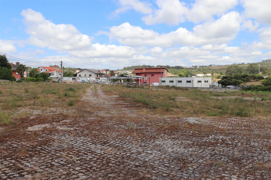 Armazém para Venda em Lustosa e Barrosas (Santo Estêvão) Foto 19