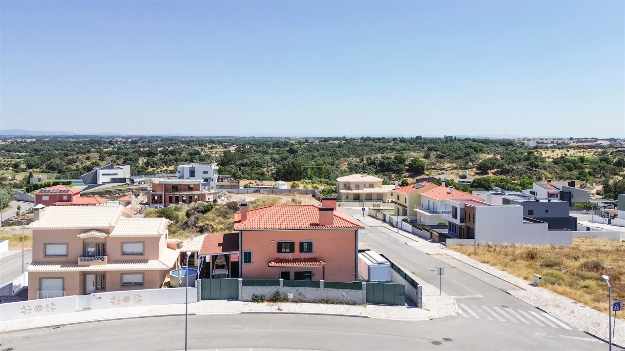 Moradia T4 para Venda em Castelo Branco Foto 79